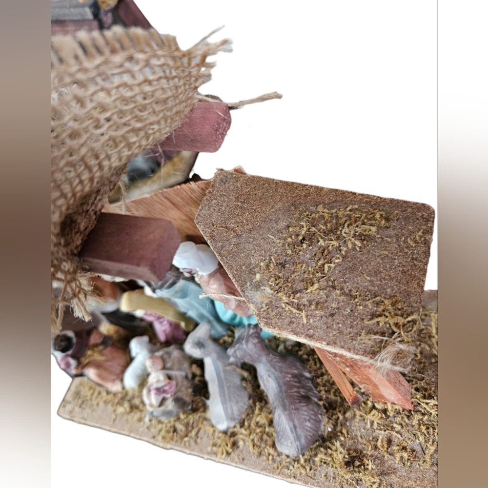 Christmas Miniature Nativity Set Crèche Manger Birth of Jesus Christ Decoration - Picture 6 of 10